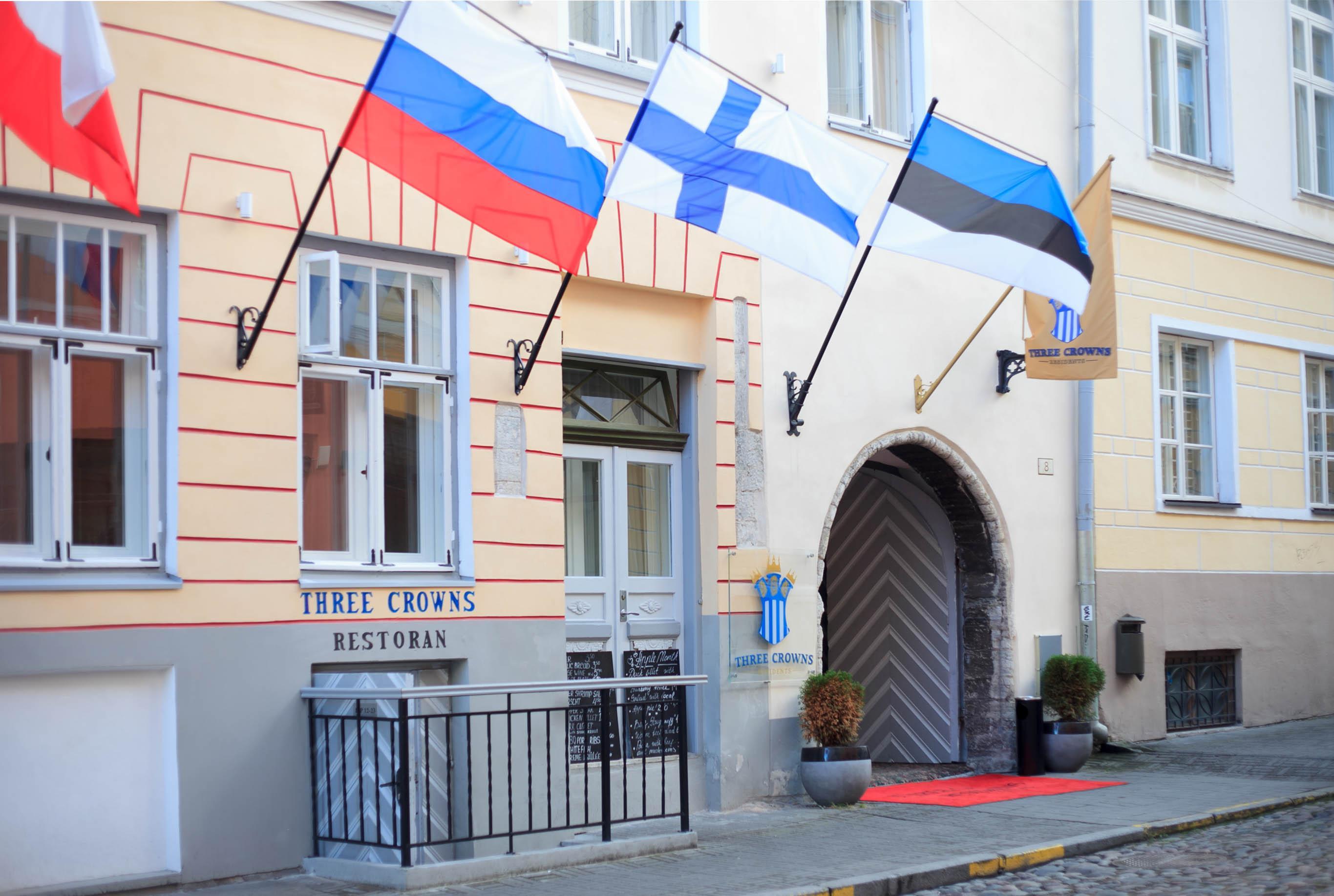 Three Crowns Residents Hotell Tallinn Exteriör bild